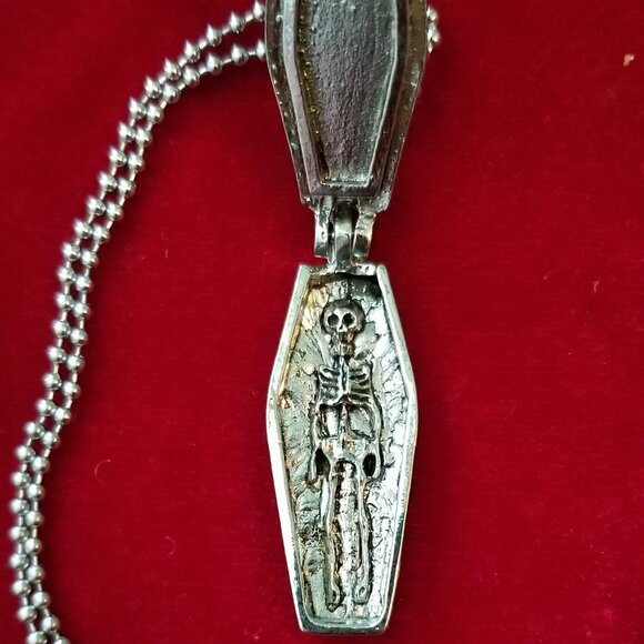 NWOT coffin necklace - Picture 3 of 10